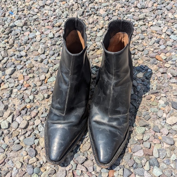 Valentino Star Chelsea Beatle Booties size 8 - Picture 2 of 5